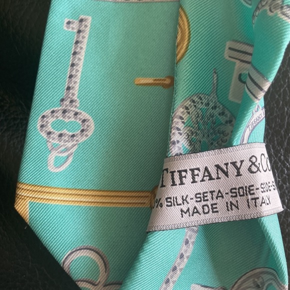 Tiffany silk necktie - Picture 2 of 4